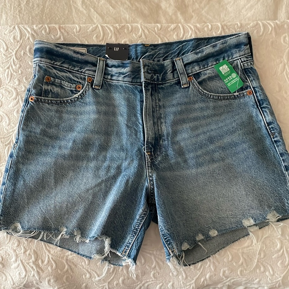 Gap Jean Cut off Denim Shorts 27 Tall. NWT